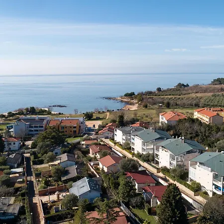 Crvena Uvala * Zambratija (Istria)