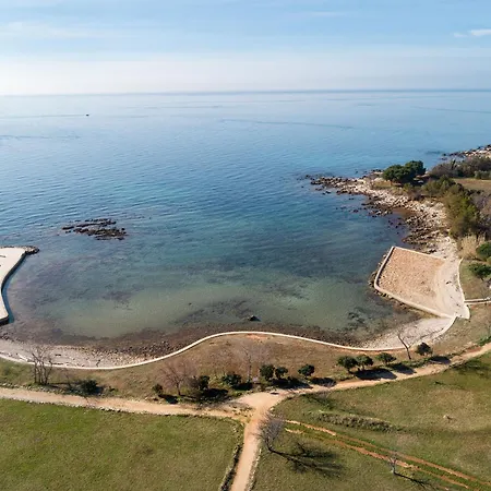Crvena Uvala * Zambratija (Istria)
